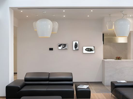 Фото Aqua Hotel Brussels