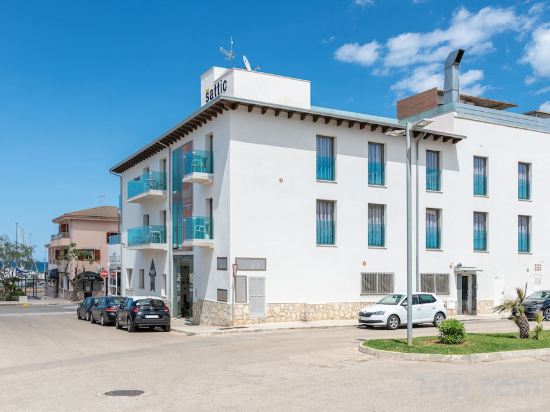 Фото Llaut Boutique Hotel