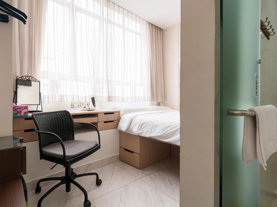 Фото Jayleen Clarke Quay Hotel