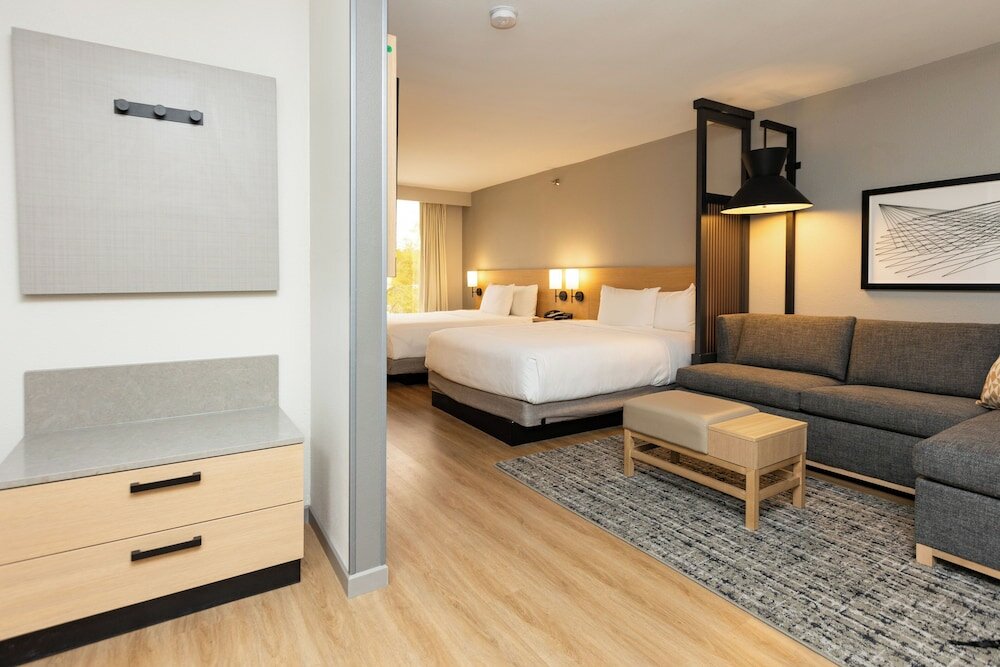 Фото Hyatt Place Topeka