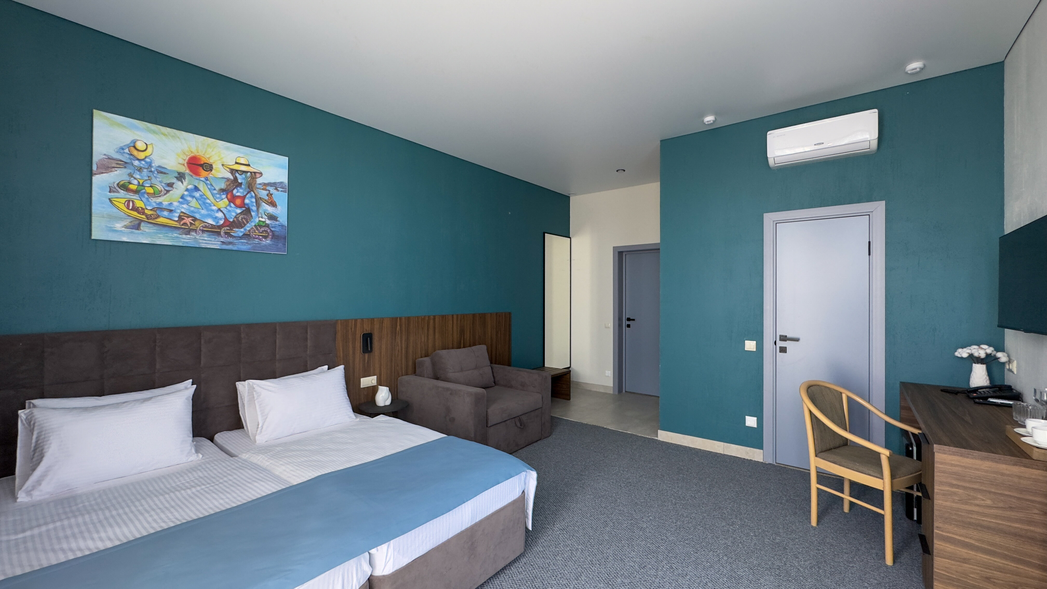 Фото отеля 2