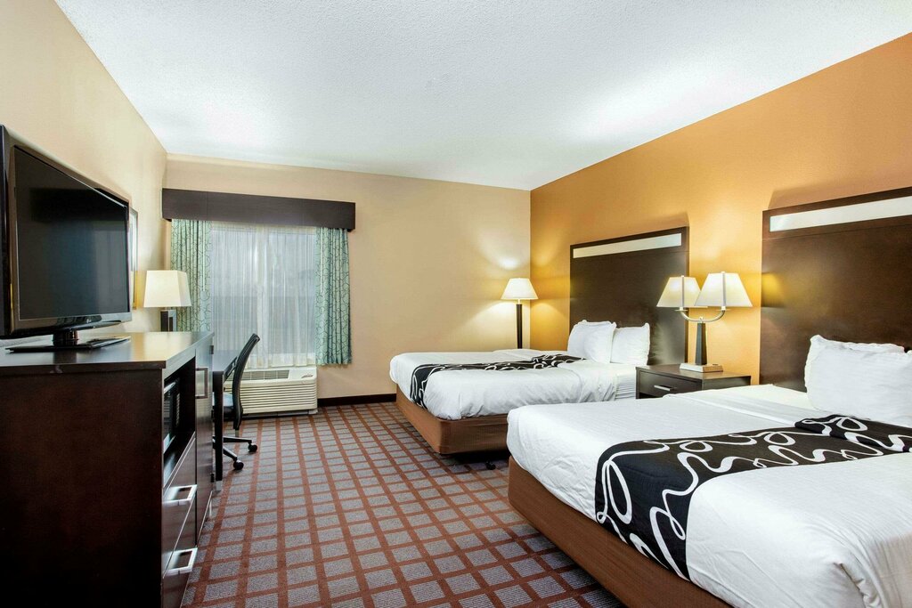 Hotel La Quinta by Wyndham Indianapolis Airport Plainfield, State of Indiana, photo