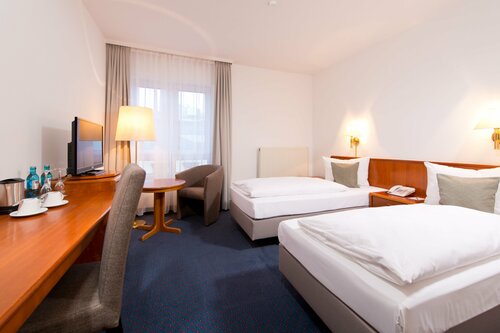 Гостиница Achat Hotel Neustadt an der Weinstraße