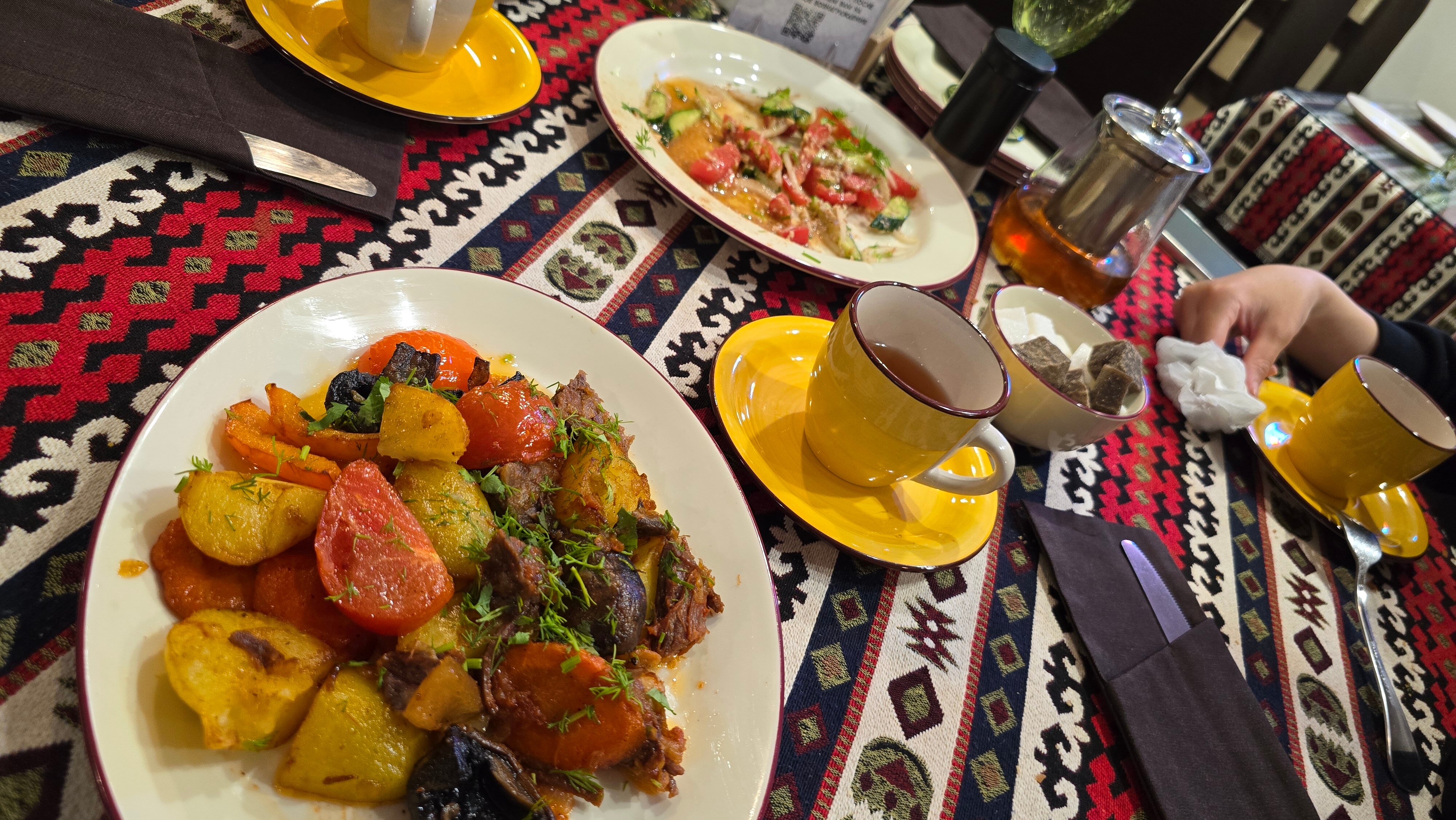 Фото Халачи