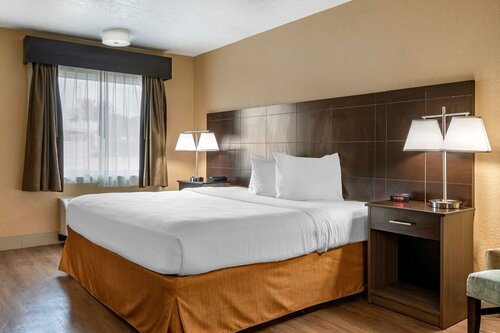 Гостиница Best Western Space Shuttle Inn