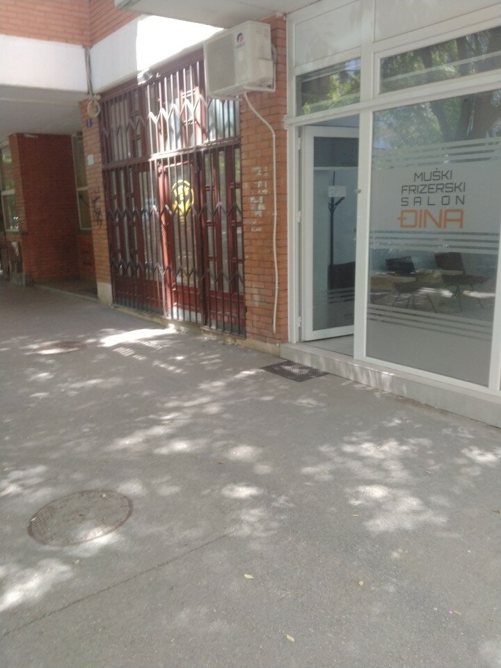Muški frizerski salon Đina