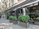 Beernest (Ketevan Dedofali Avenue, 84), restaurante