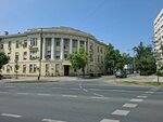 Novi Sad Public Healthcare Centre (Mihajlo Pupin Boulevard, 23) ، أطباء بعيادات خاصة