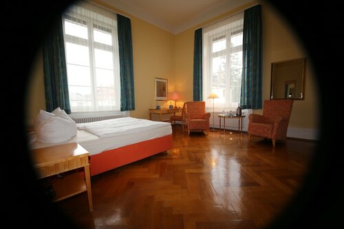 Гостиница Villa Thea Kur-Hotel am Rosengarten в Бад-Киссингене