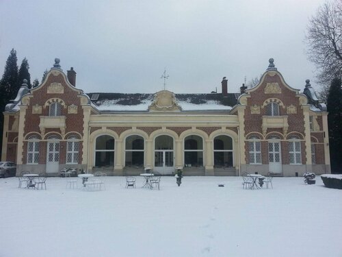 Гостиница Le Chateau Des Ormes Hotel