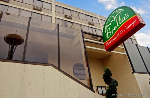 Гостиница Executive Inn by the Space Needle в Сиэтле