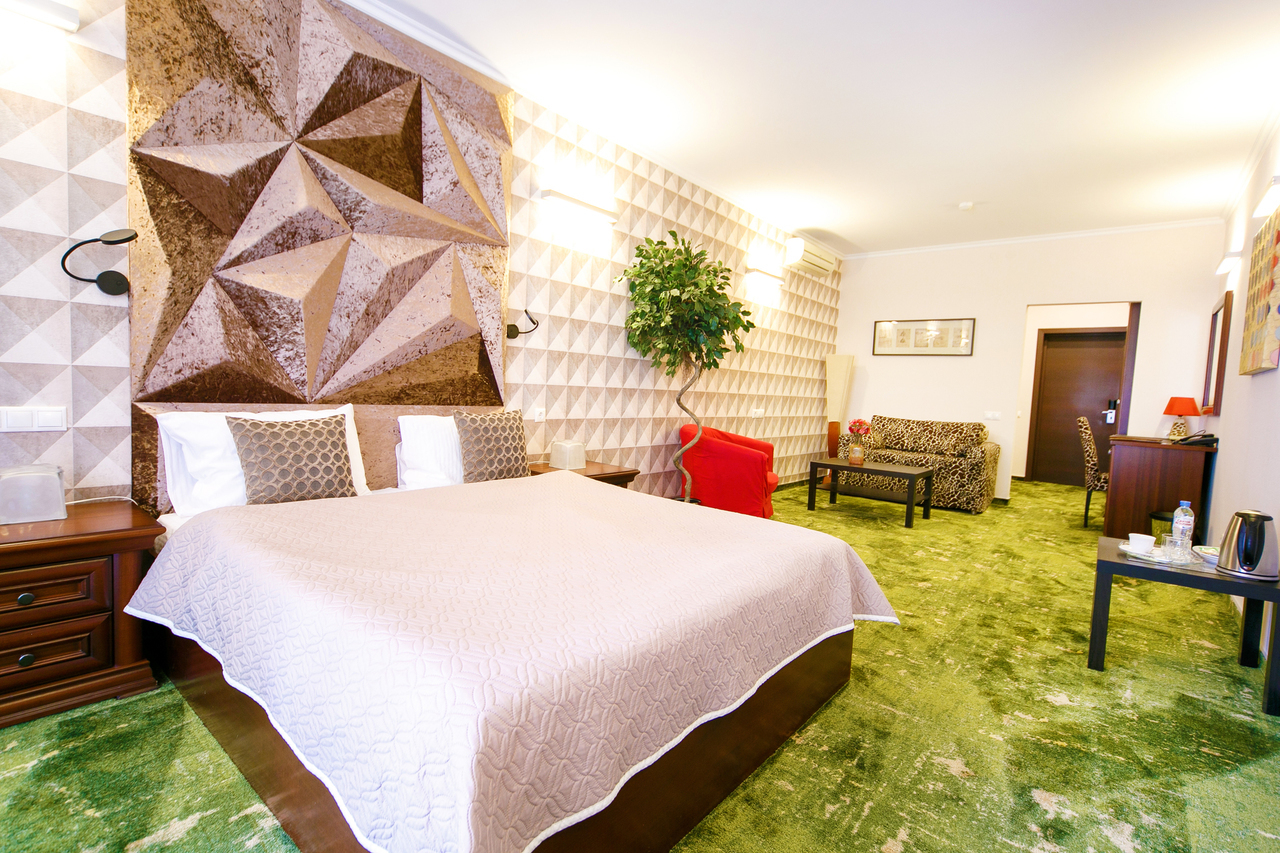 Фото отеля 1