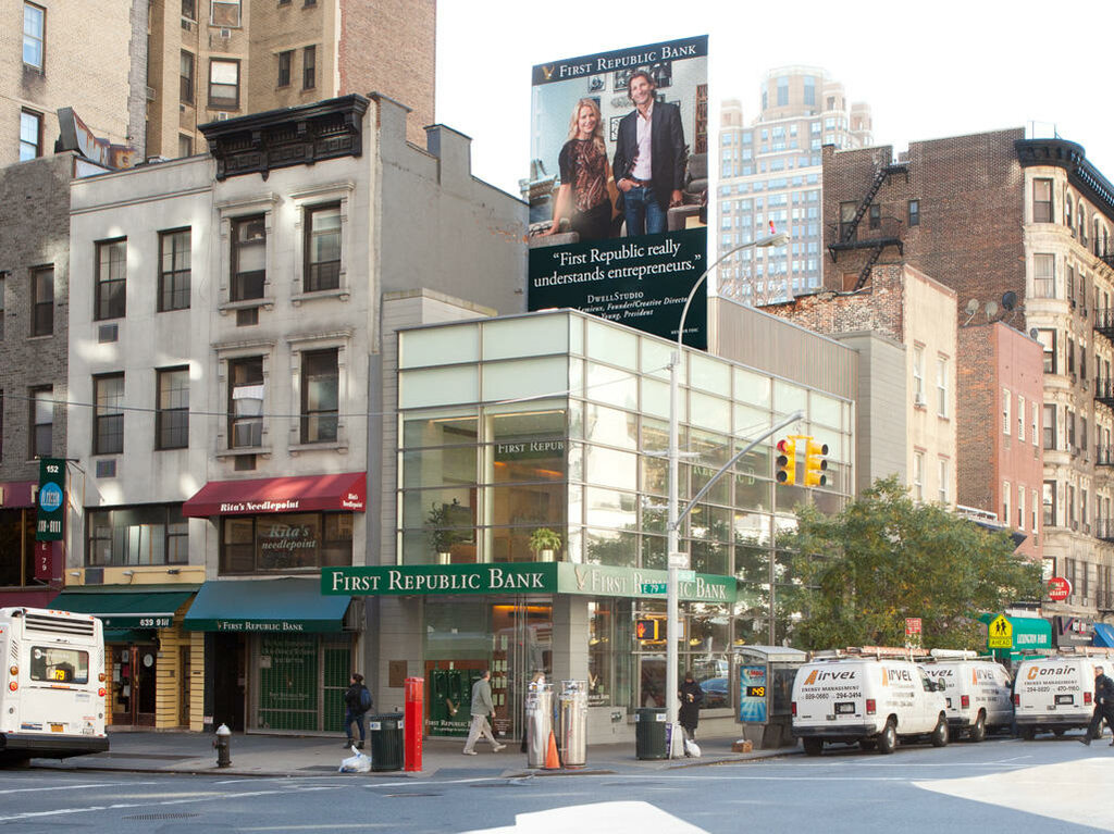 Financial consulting First Republic Bank, New York, photo