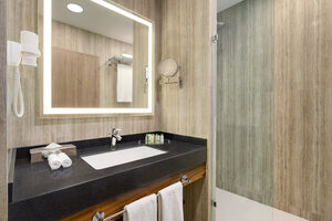 Wyndham Garden Astana (Астана, ул. Хусейн бен Талал, 25), гостиница в Астане