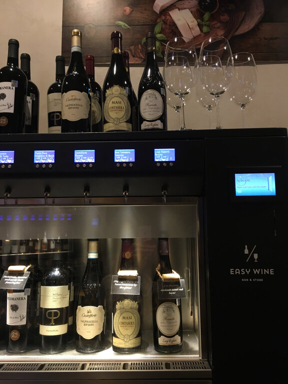 Bar, pub Easy Wine, Riga, photo