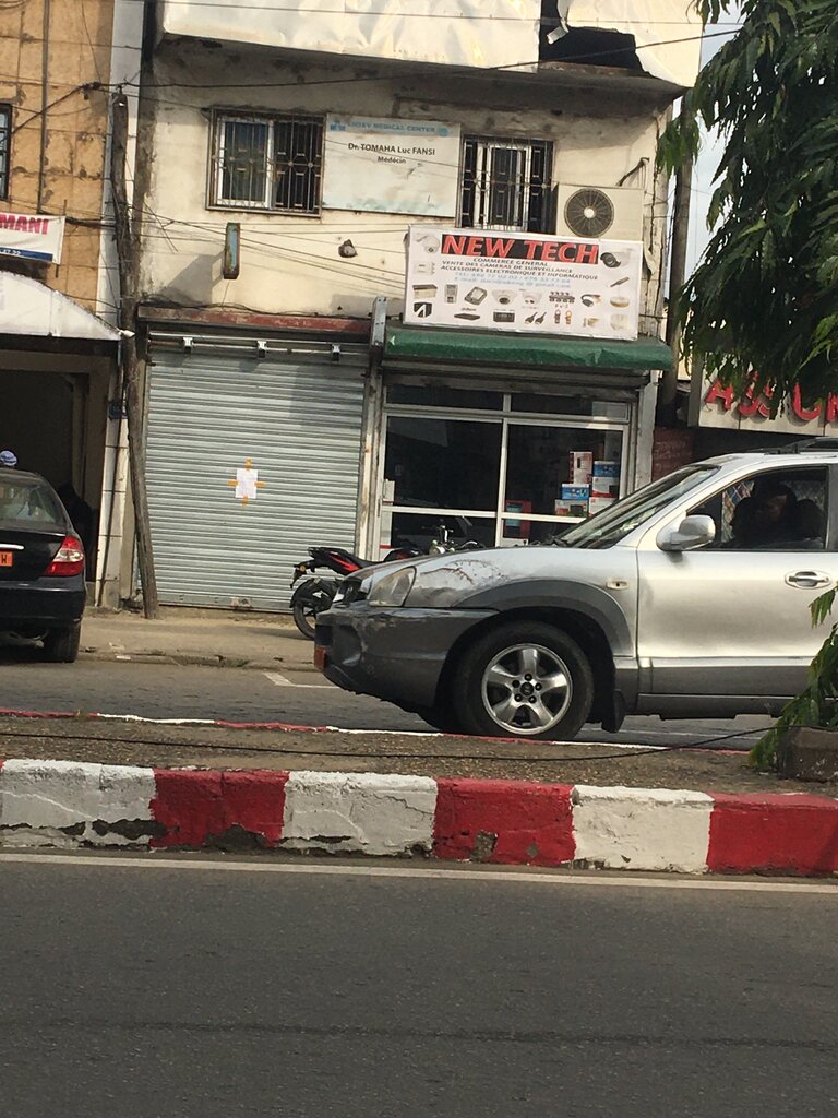 Department store Logix, Douala, photo