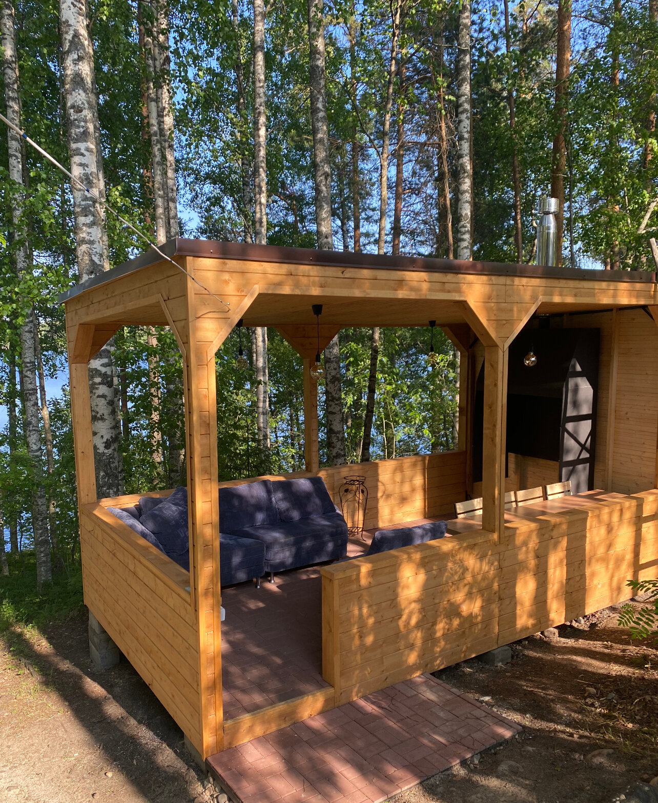 Фото Сандал