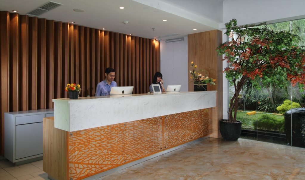 Фото MaxOne Hotels at Pemuda