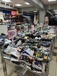 Дисконт (Sovetskaya ploshchad, 2А) ، متجر ملابس