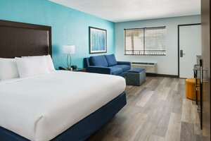 Гостиница CoCo Key Hotel and Water Resort