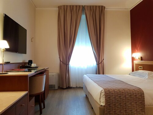 Гостиница Hotel Astra Ferrara в Ферраре