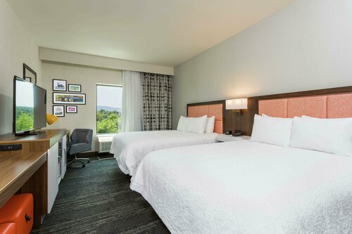 Гостиница Hampton Inn Cumberland
