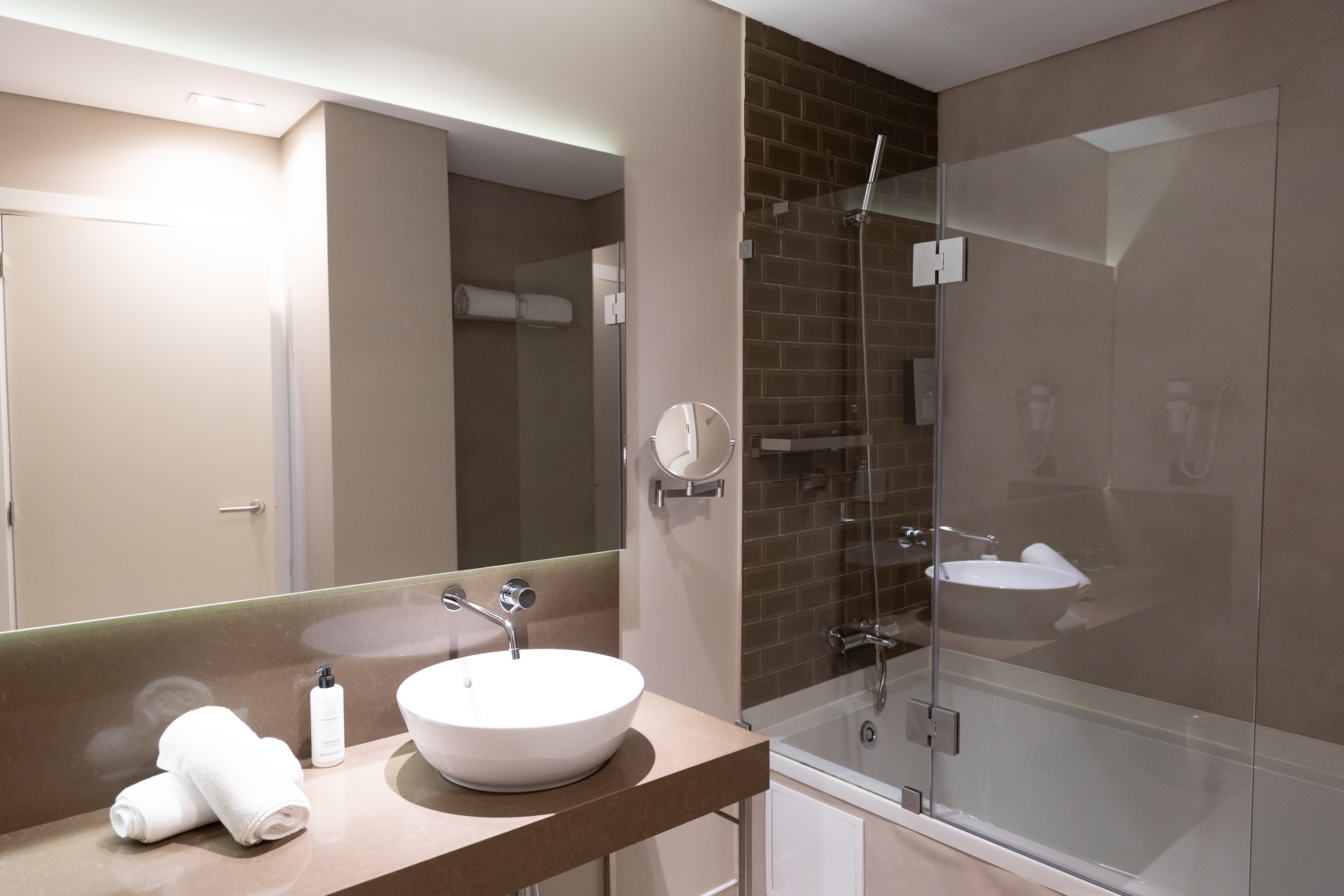 Фото Avenida Boutique Hotel