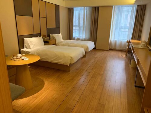 Гостиница Ji Hotel Shanghai The Bund Tiantong Road в Шанхае