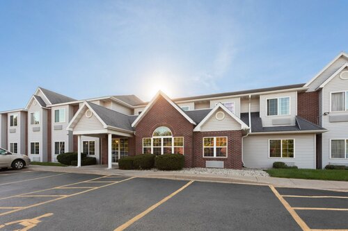 Гостиница Americas Best Value Inn & Suites Racine в Рэйсине