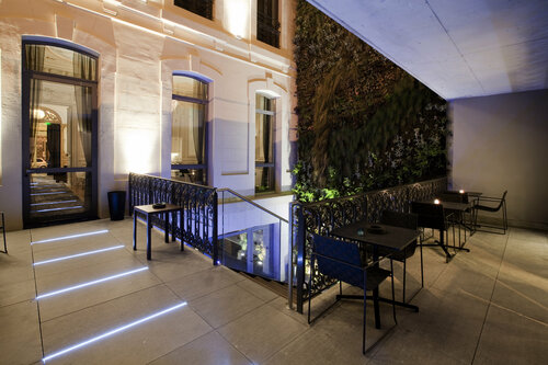 Гостиница C2 hôtel в Марселе