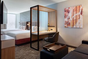 Гостиница SpringHill Suites by Marriott Orlando at Millenia