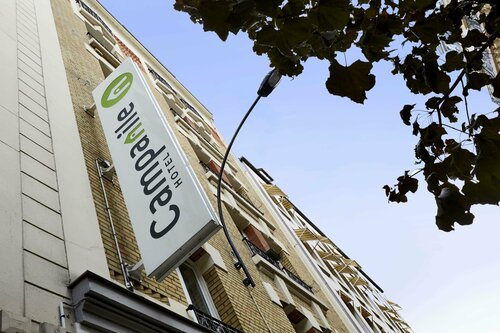 Гостиница Campanile Paris Ouest - Pte de Champerret Levallois в Курбевуа