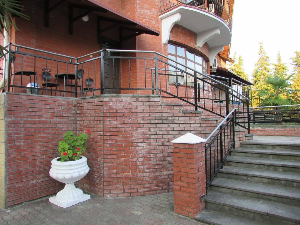 Фото Пенаты