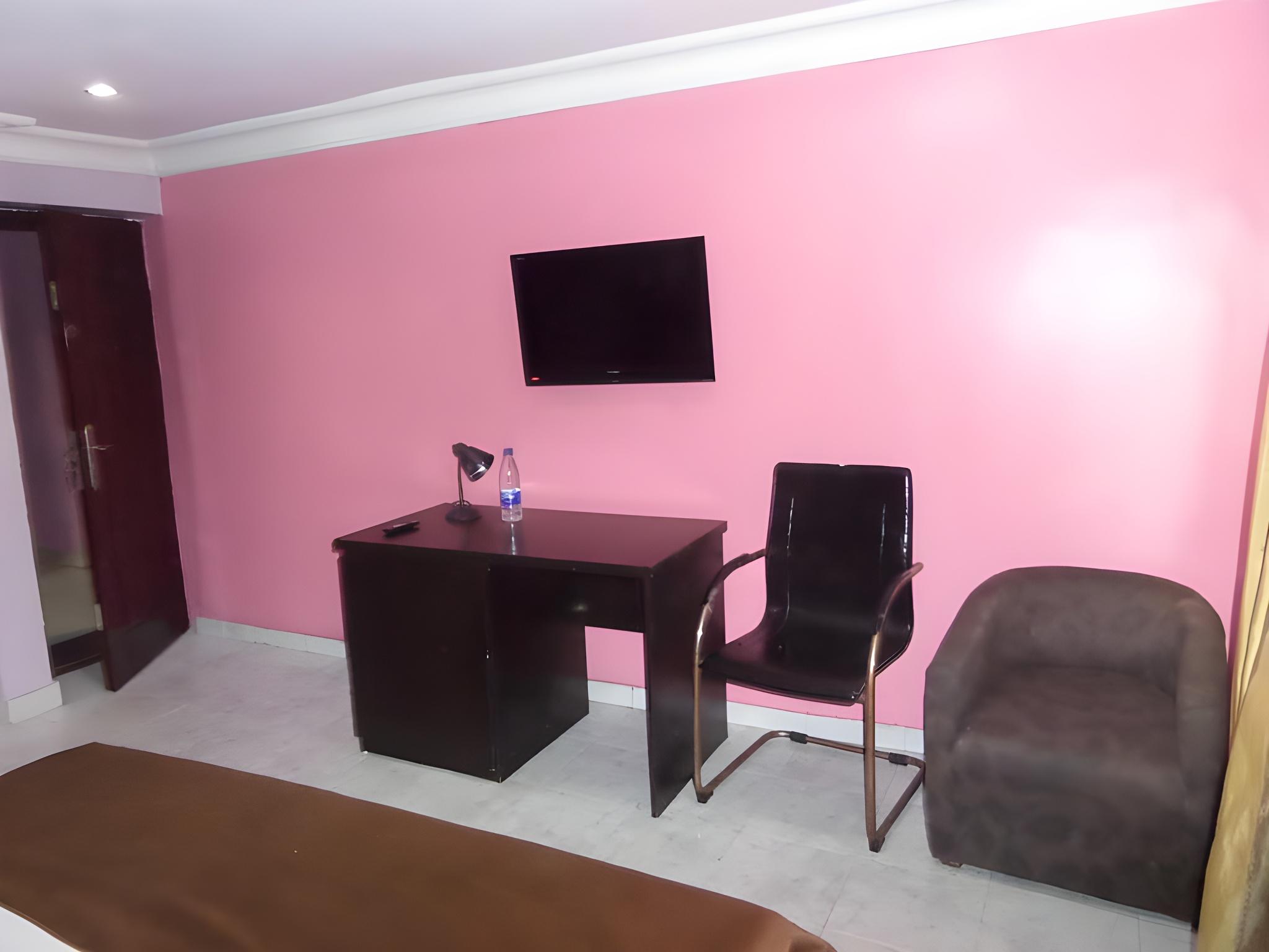 Фото Belfem International Suites