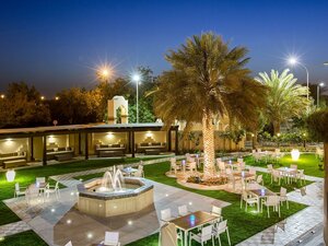 Гостиница Danat Al Ain Resort
