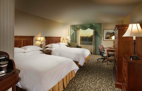 Гостиница Hilton Lisle/naperville