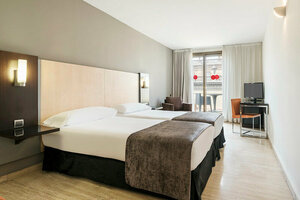Гостиница Hotel Ilunion Almirante