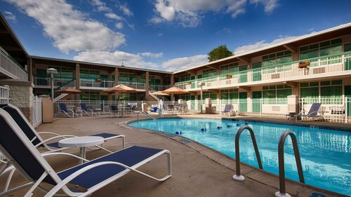Гостиница Best Western Plus Ottawa/Kanata Hotel & Conference Centre