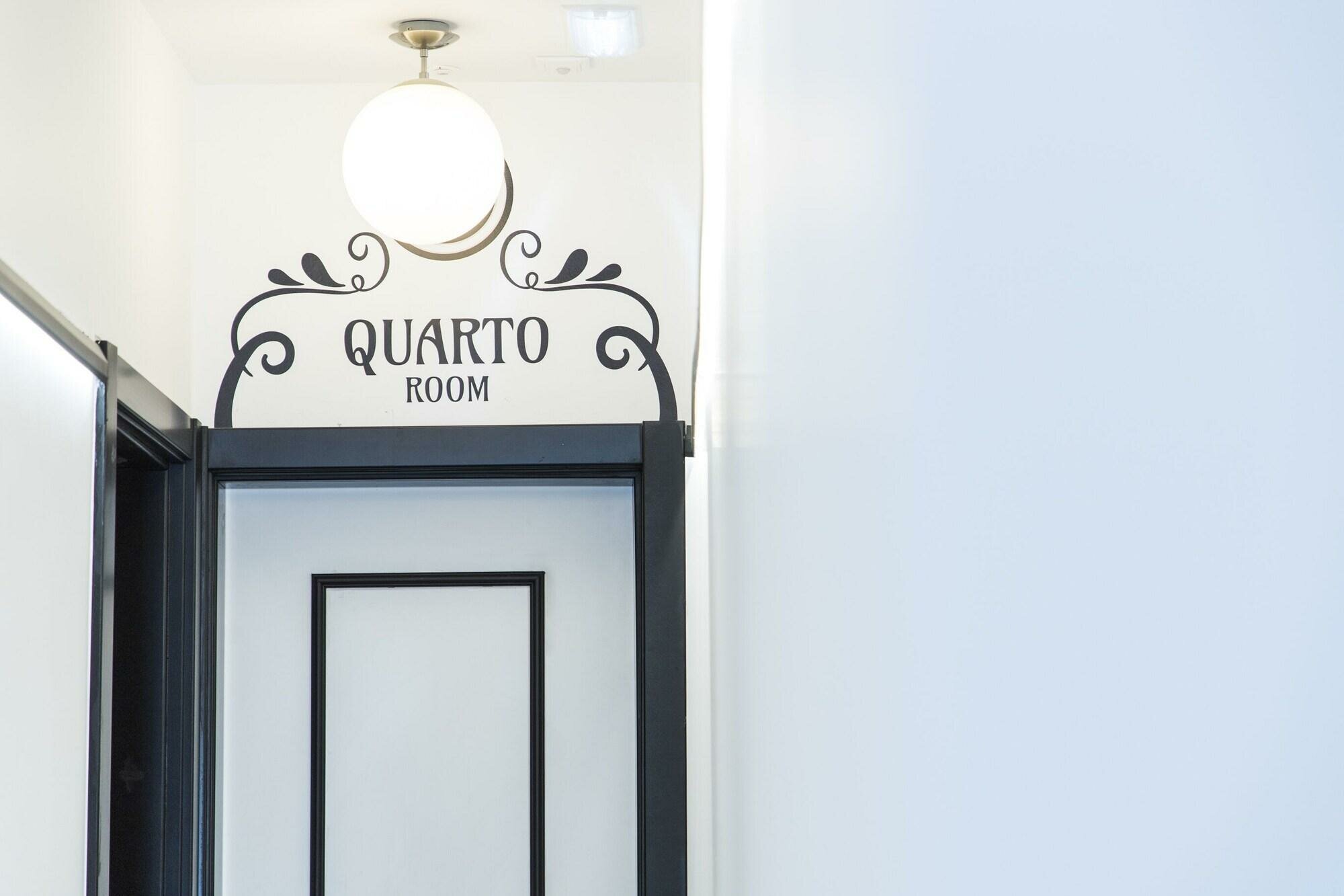 Фото The Twenties Rooms & Suites