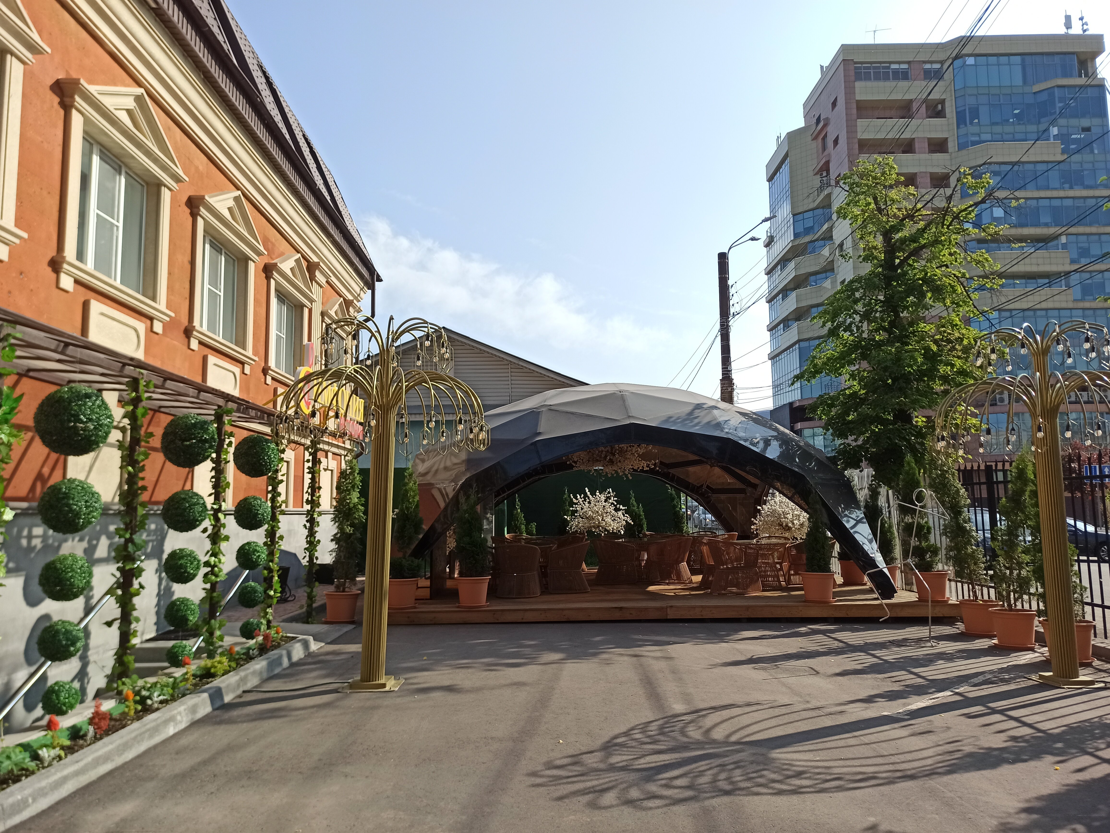 Фото Норатон