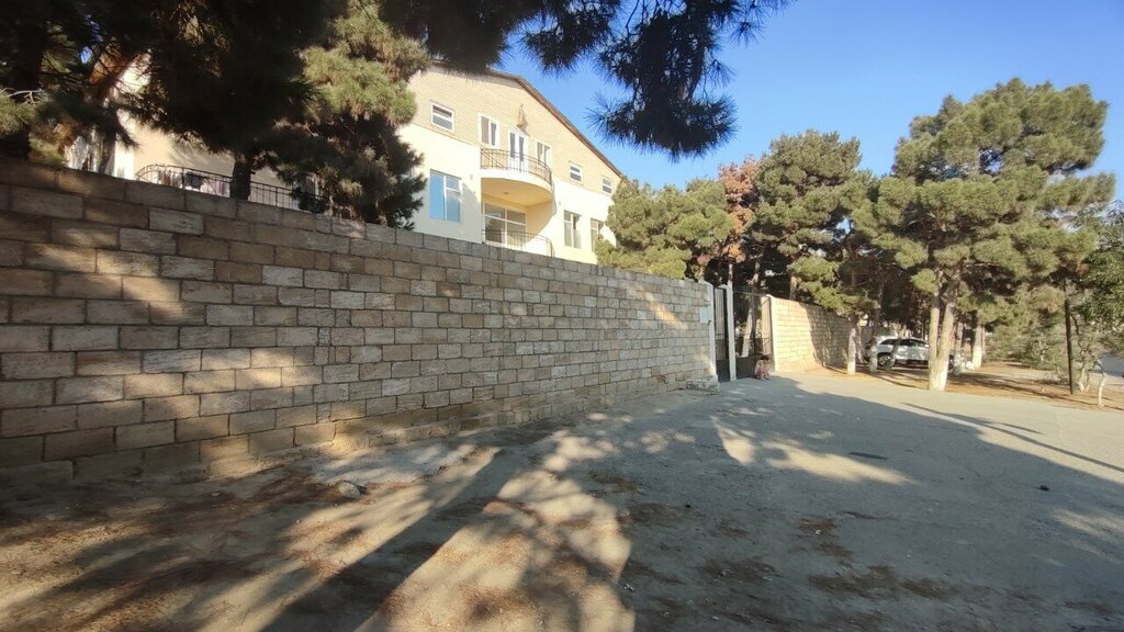 Uşaq sığınacağı Kimsesiz evi, Bakı, foto