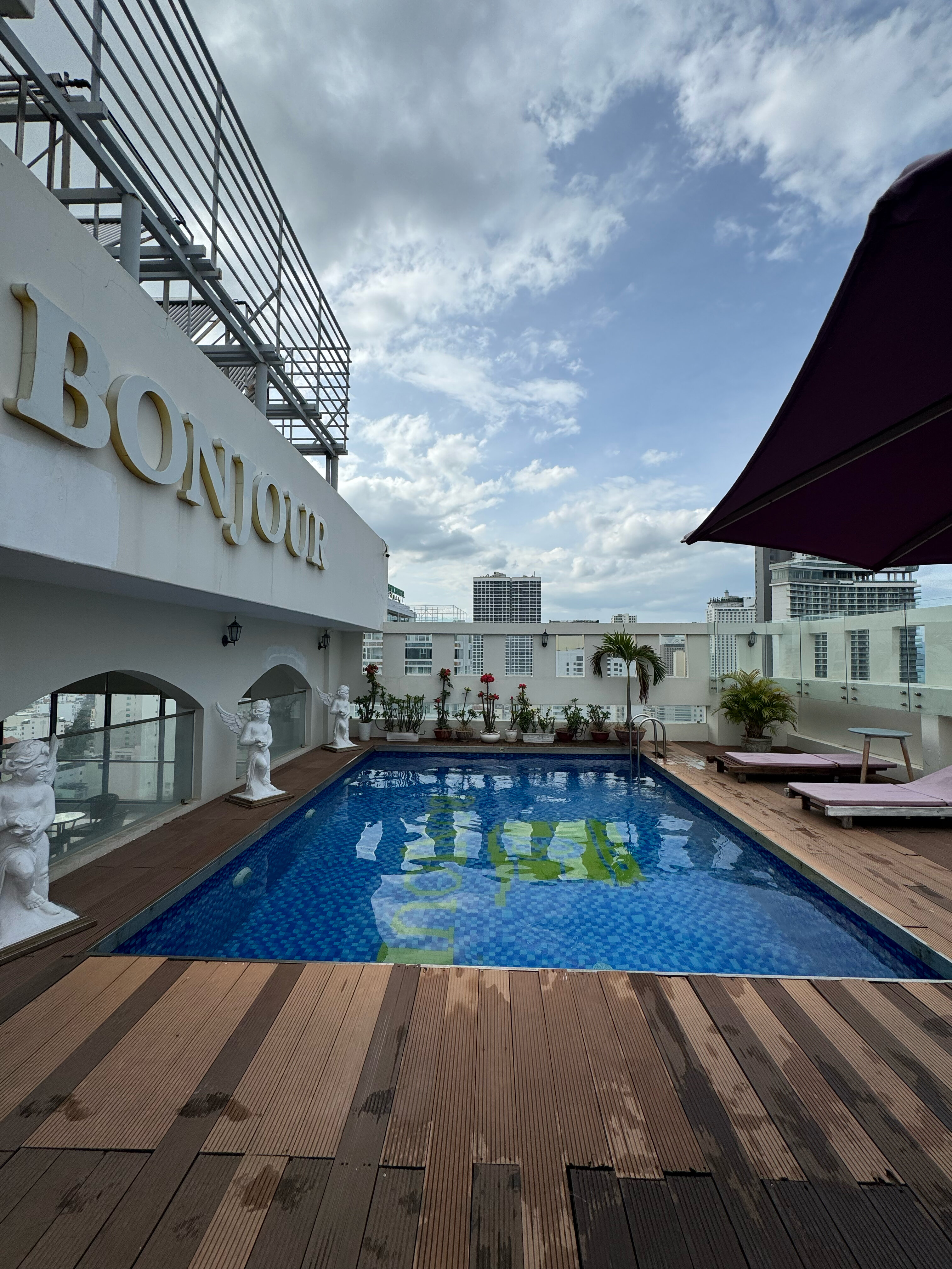 Фото Bonjour Nha Trang Hotel