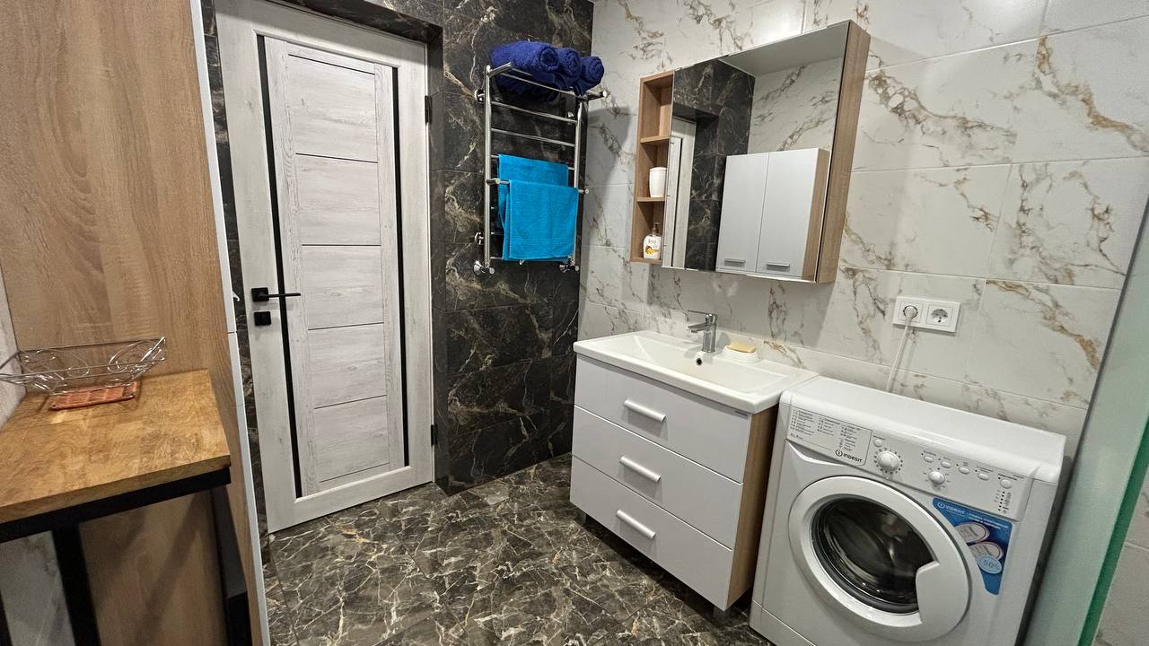 Фото Лазуриус