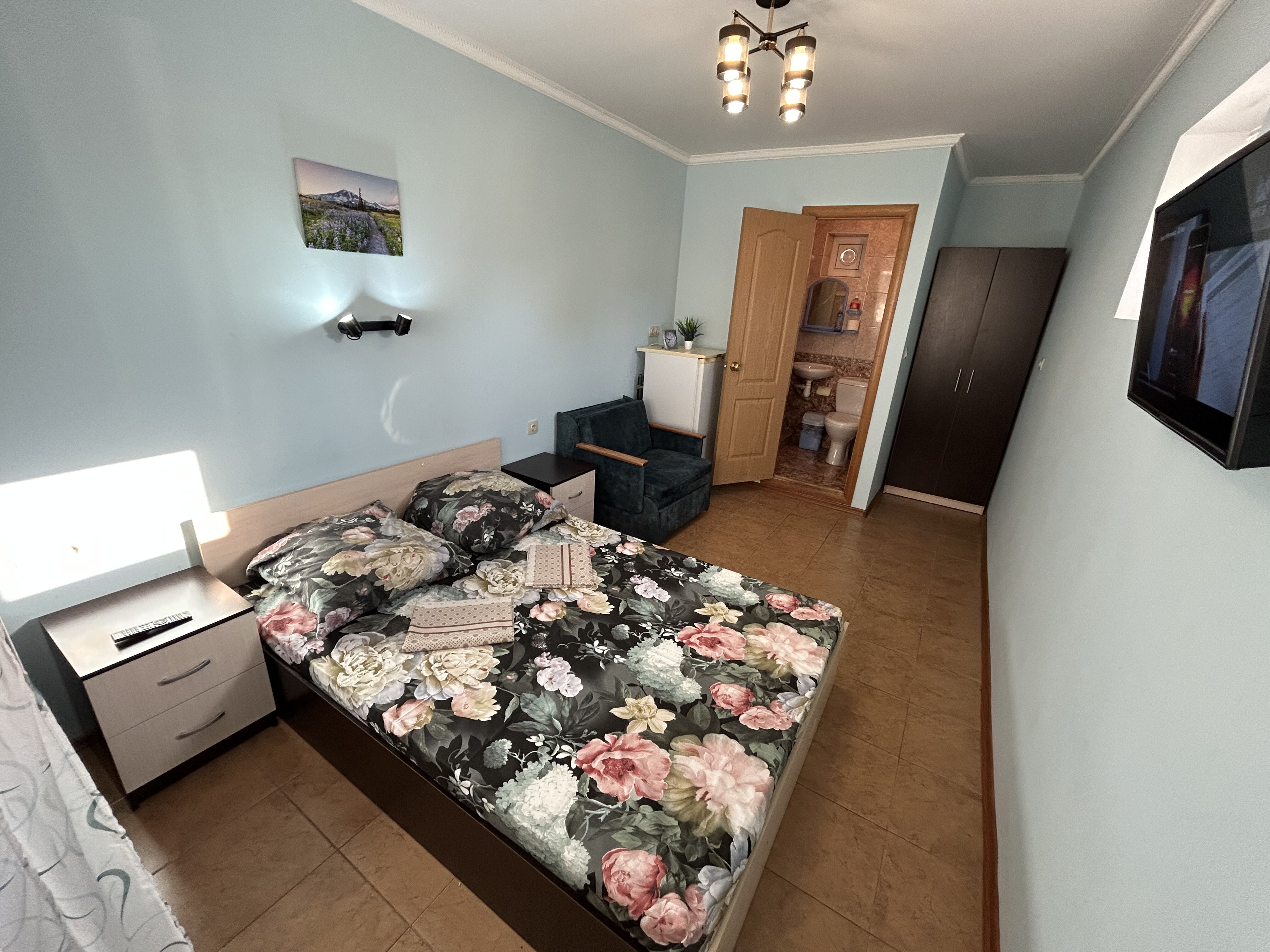 Фото Лазуриус