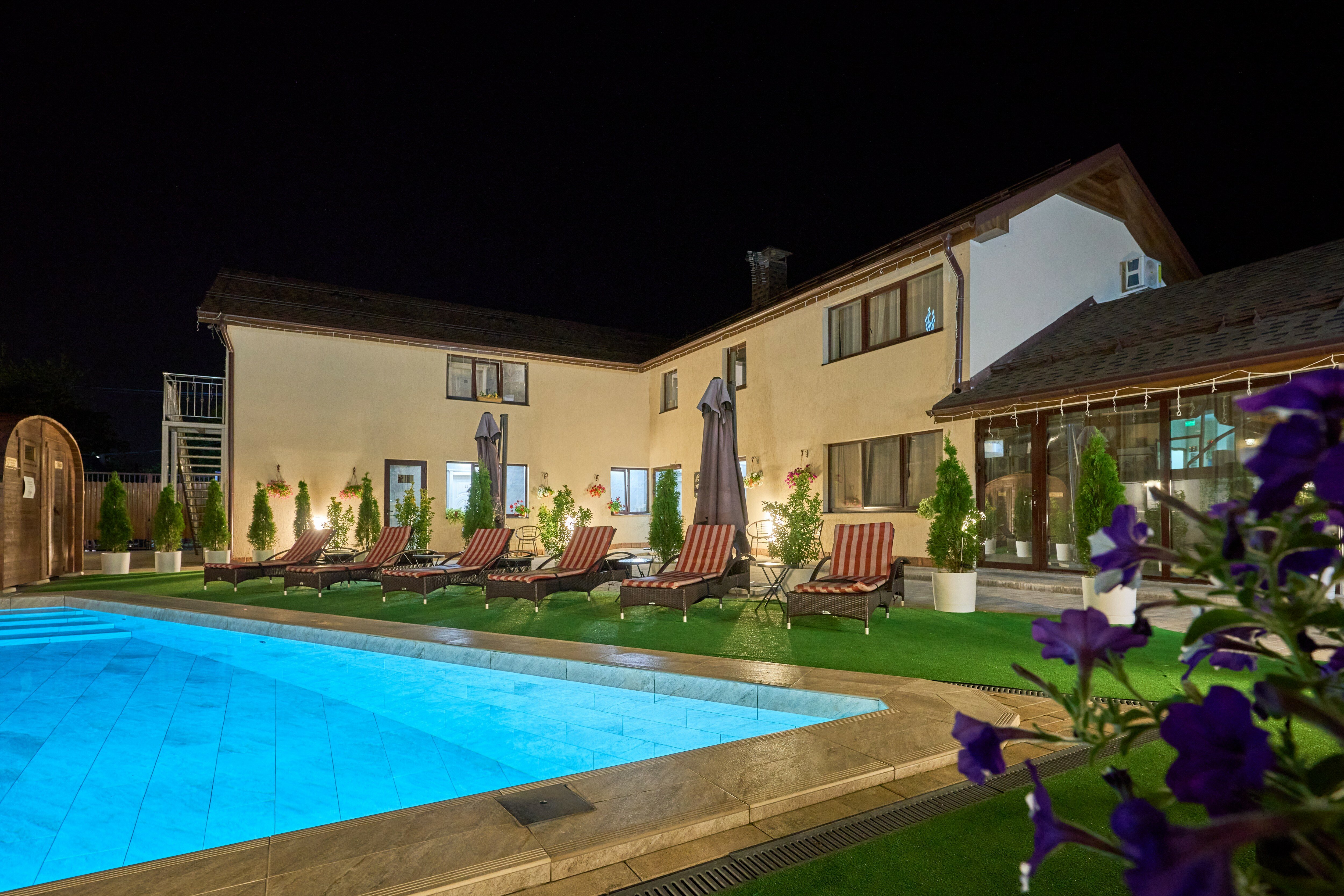 Фото Astra de Rosa