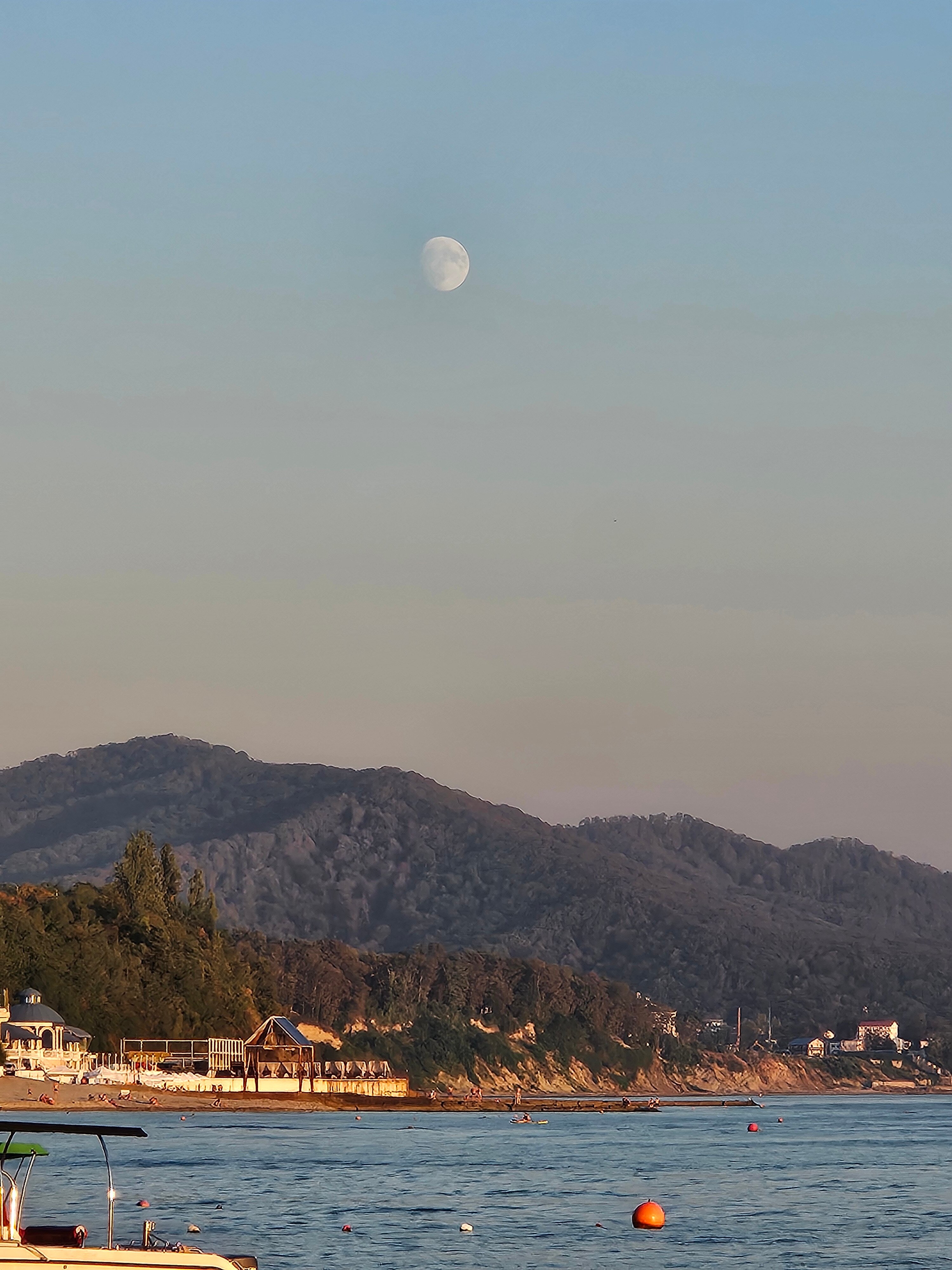 Фото Miracle Garden Hotel