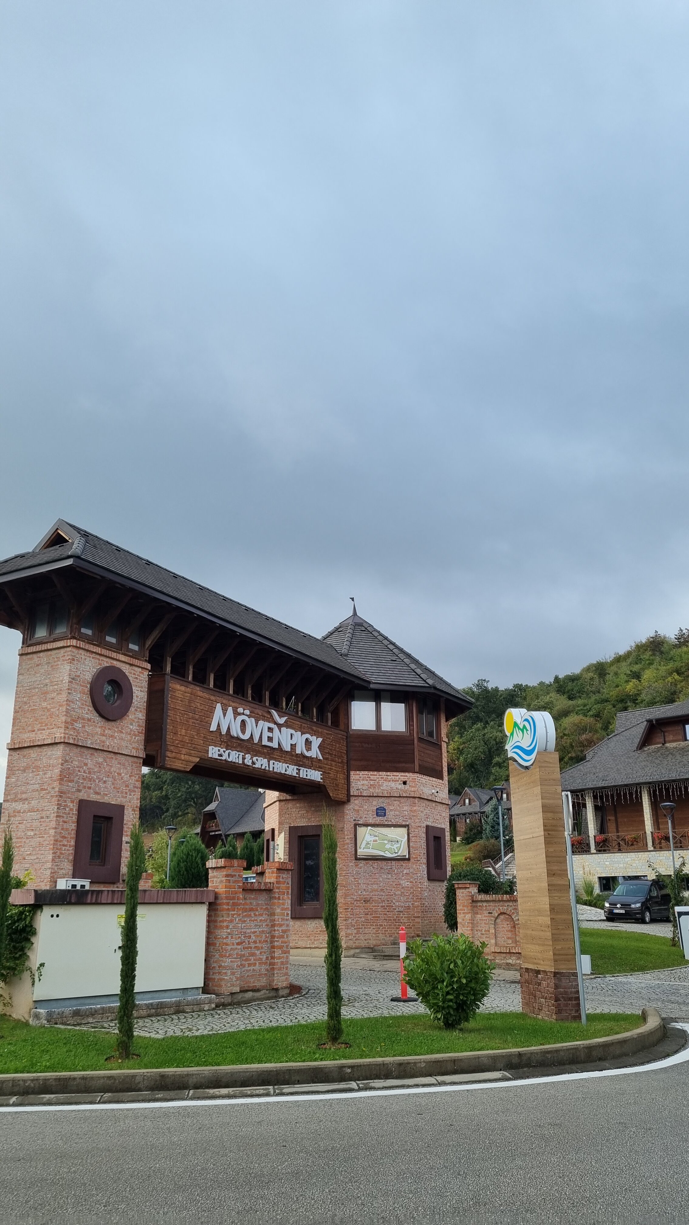 Фото Mövenpick Resort and SPA Fruske Terme