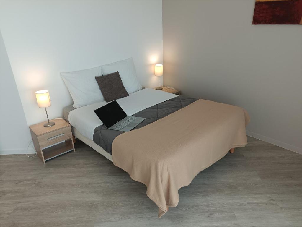 Фото Terres de France - Appart'Hotel Rouen Flaubert