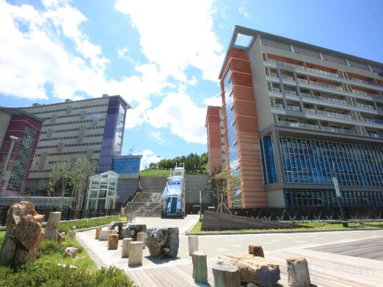 Фото High1 Condominium