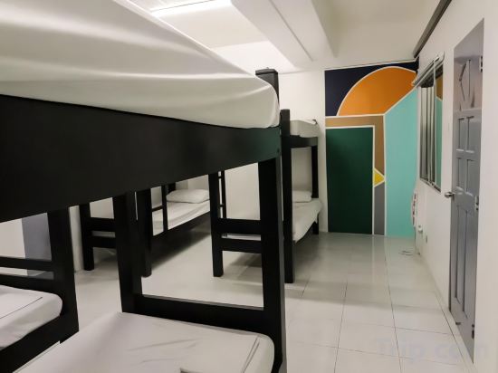 Фото Ola Hostel Manila